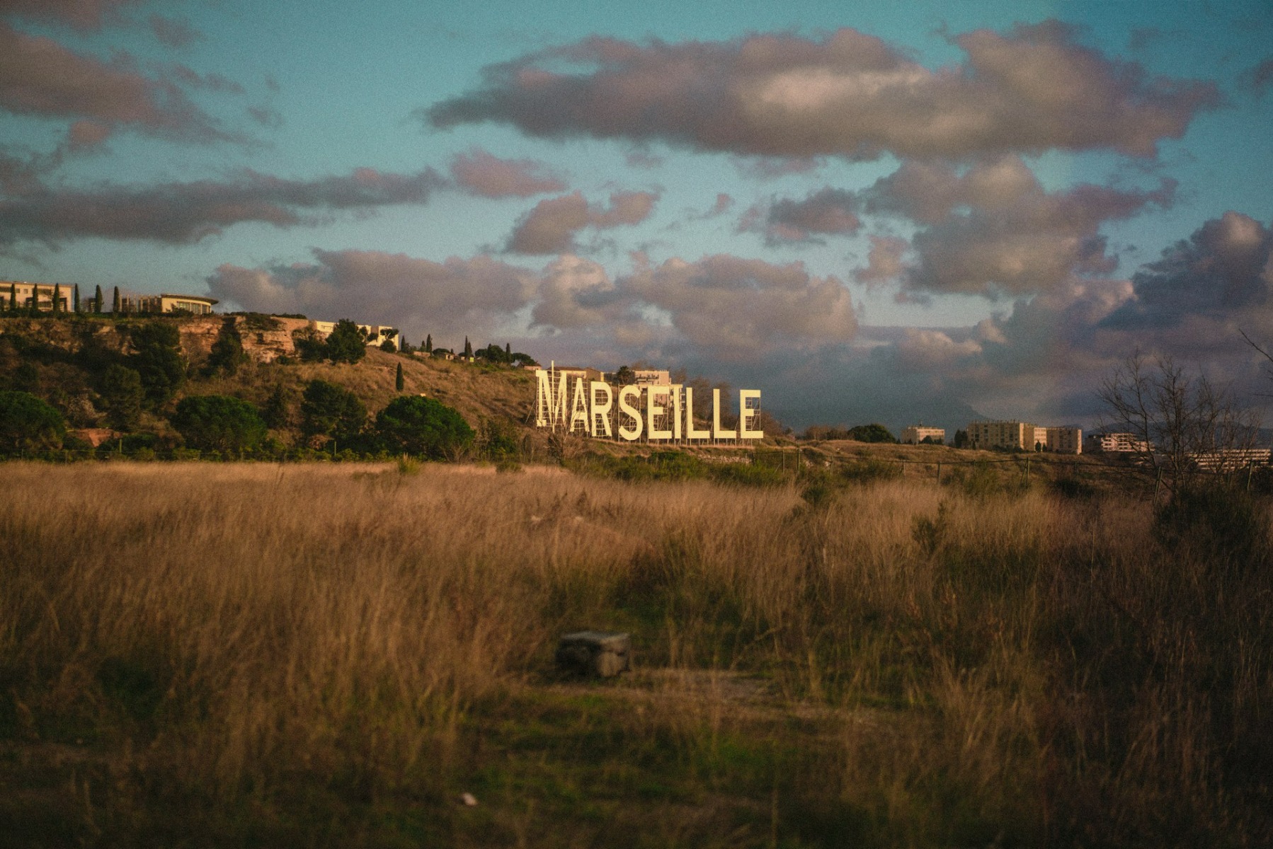 Marseille Sign